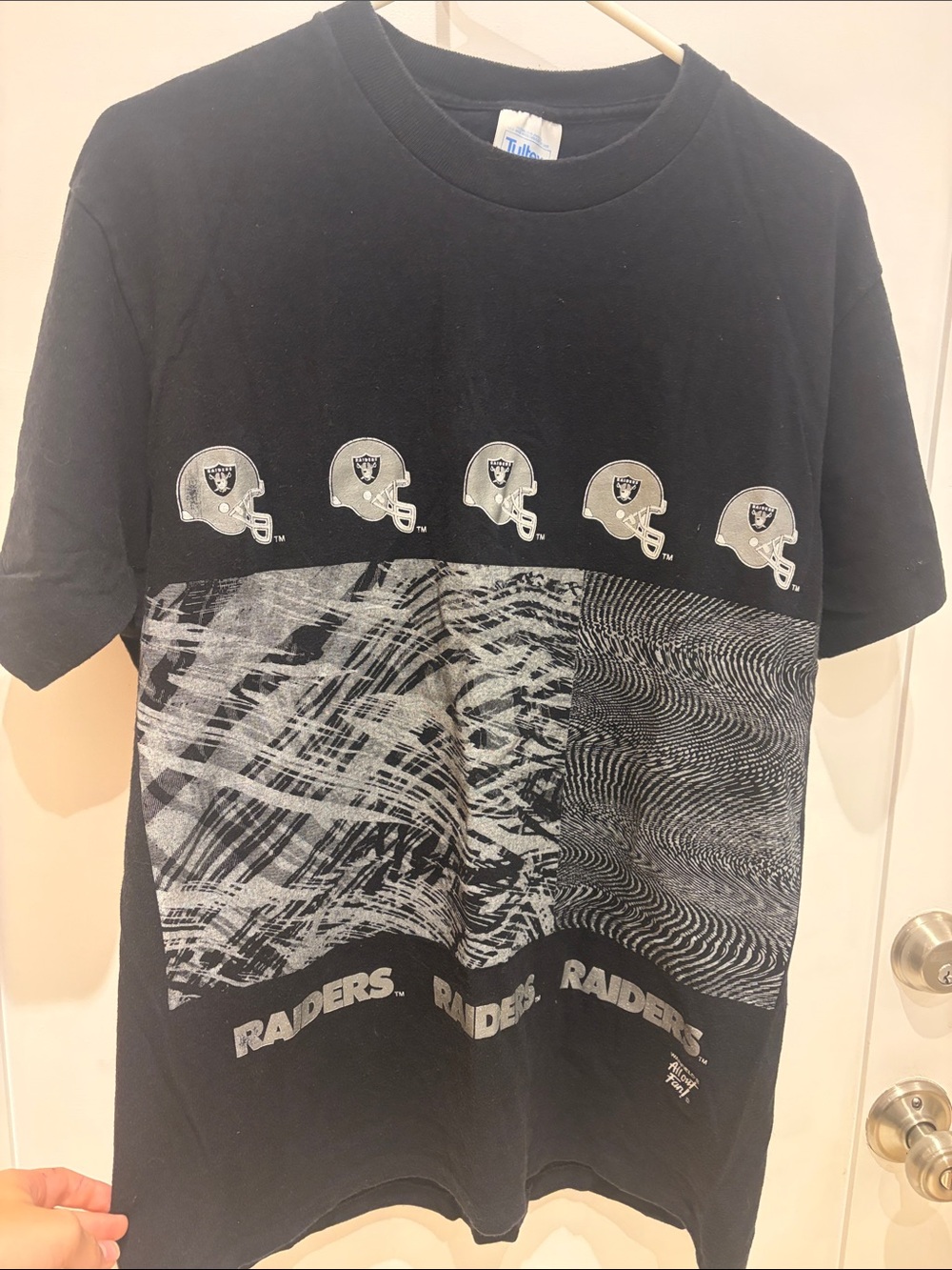 Vintage 90’s Los Angeles Raiders Tultex Graphic T-shirt NFL